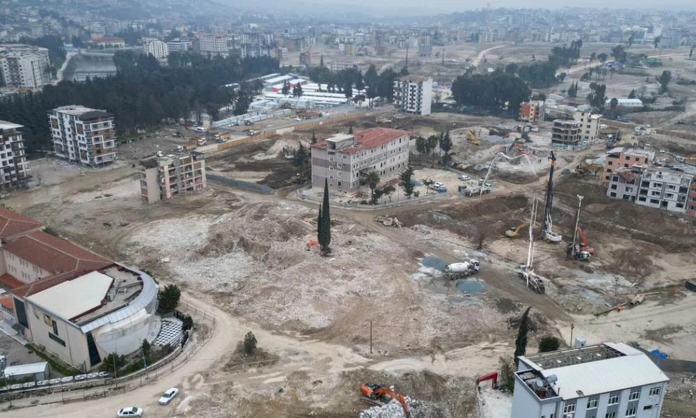 Τρόμος στην Τουρκία μετά τα 4,9 Ρίχτερ στα Δαρδανέλια - «Είναι προάγγελος του μεγάλου σεισμού στην Κωνσταντινούπολη»